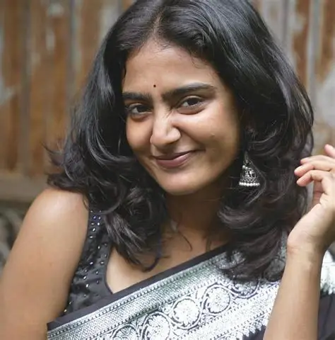 Yogalakshmi Wiki / Bio