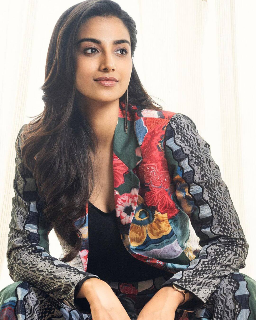 Meenakshi Chaudhary Wiki / Bio